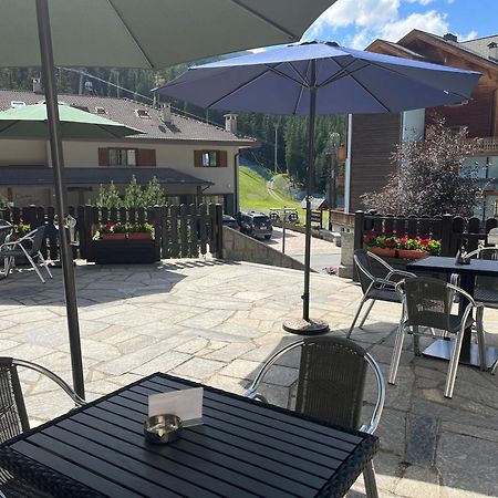 Hotel Alle Tre Baite Santa Caterina Valfurva Bagian luar foto