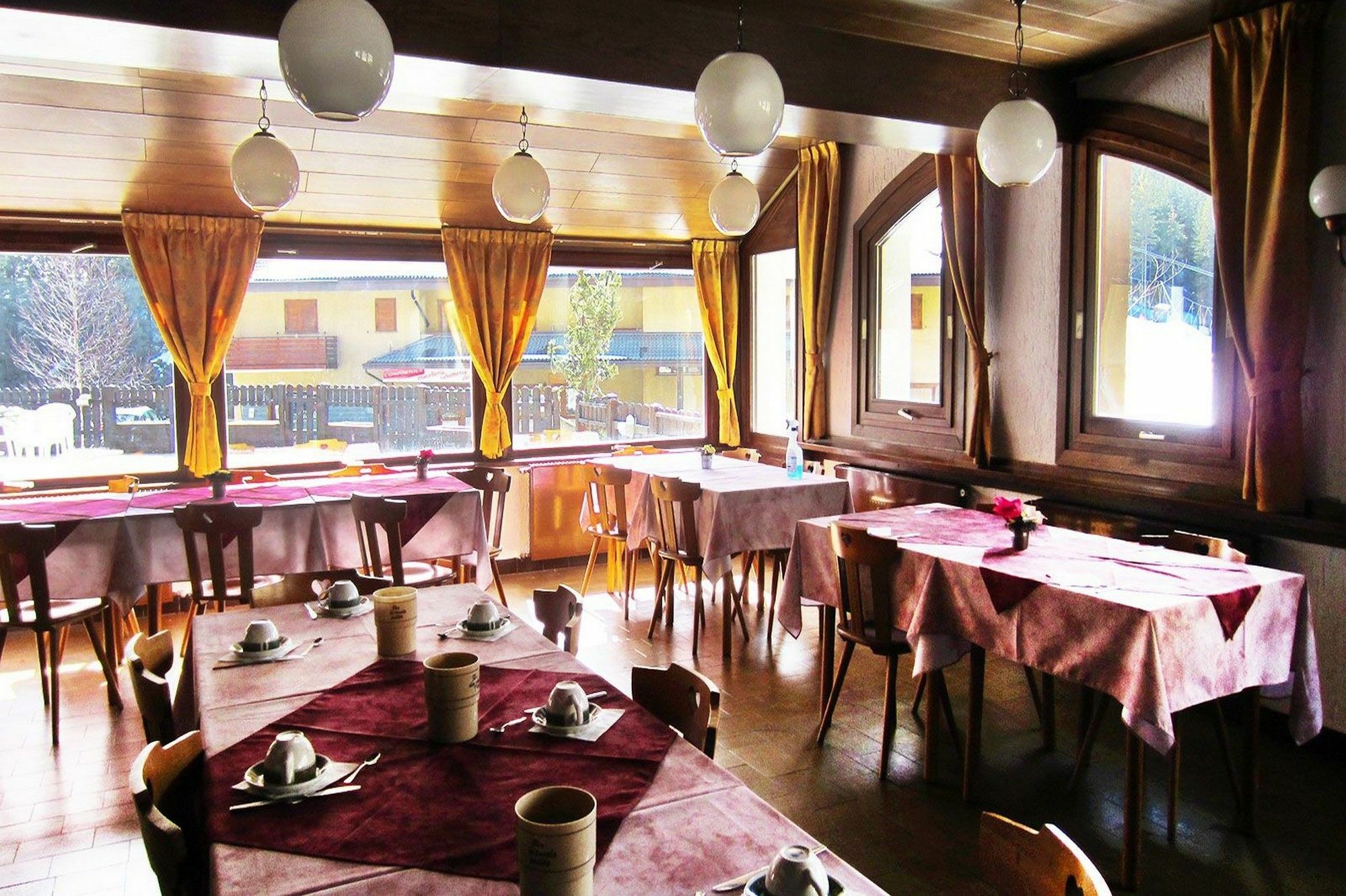 Hotel Alle Tre Baite Santa Caterina Valfurva Bagian luar foto